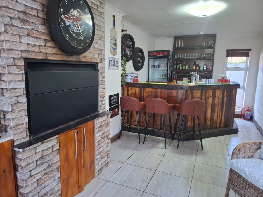 4 Bedroom Property for Sale in Dan Pienaar Free State